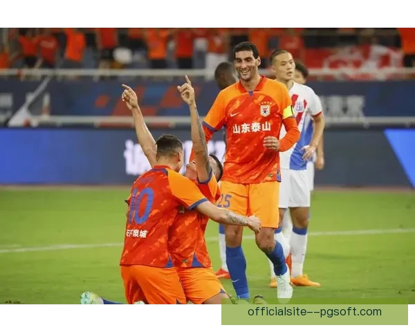 上海申花屈居中超亚军背后赛季起伏与争冠关键转折全景回顾未来路