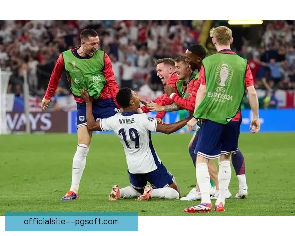 沃特金斯英格兰首开纪录引领球队历史新篇章